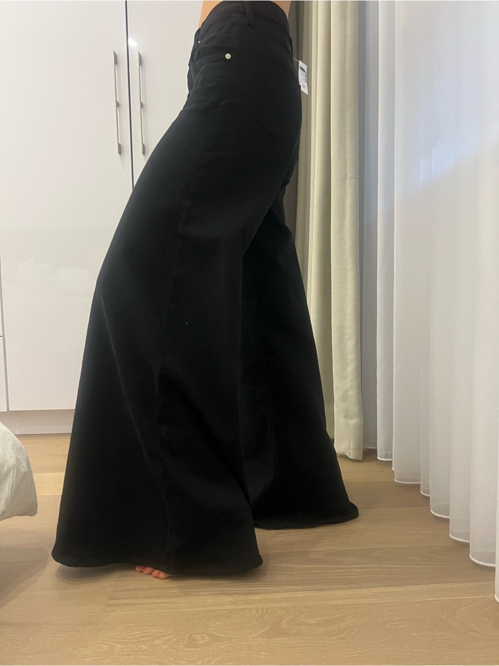 Citizens Of Humanity Black Wide-Leg High-Rise Jeans - Picture 5 of 11